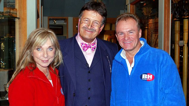 Bargain Hunt Famous Finds: Series 1: Helen Lederer and Bobby Davro