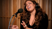 Max: Jordin Sparks Live Lounge