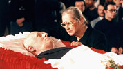 75. 18th December 1989: 1989: Day by Day